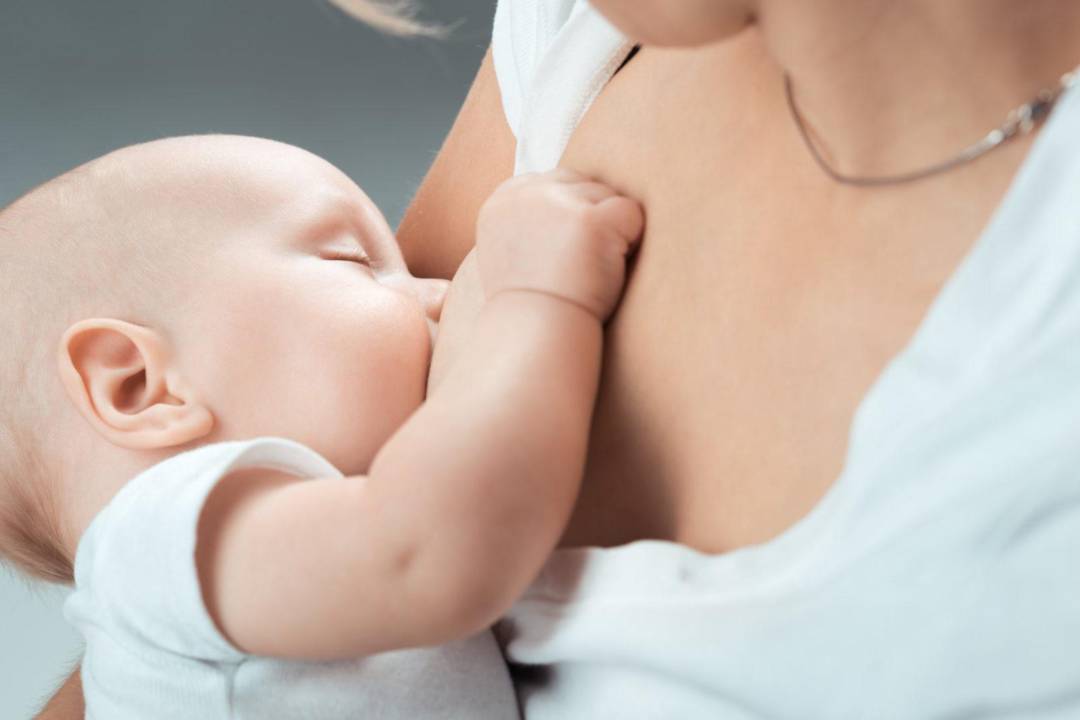 lactancia-materna-durante-el-covid-19 imágen de artículo
