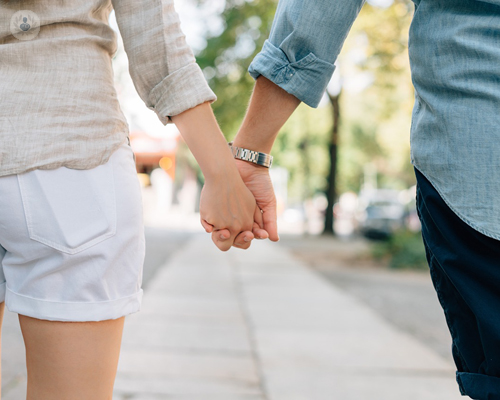 pareja-bebe