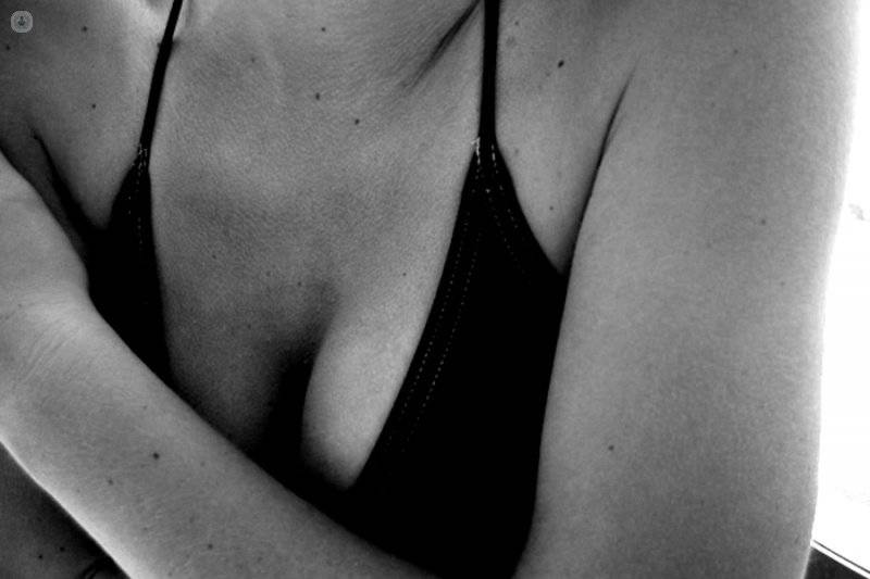 aumento mamario cirugia